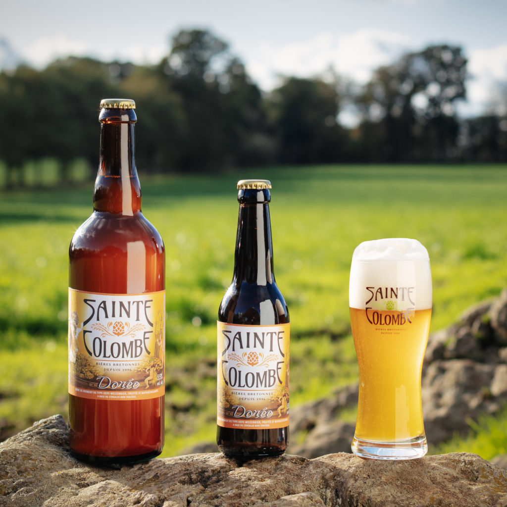 Bière dorée bio artisanale de la Brasserie Sainte Colombe près de Rennes